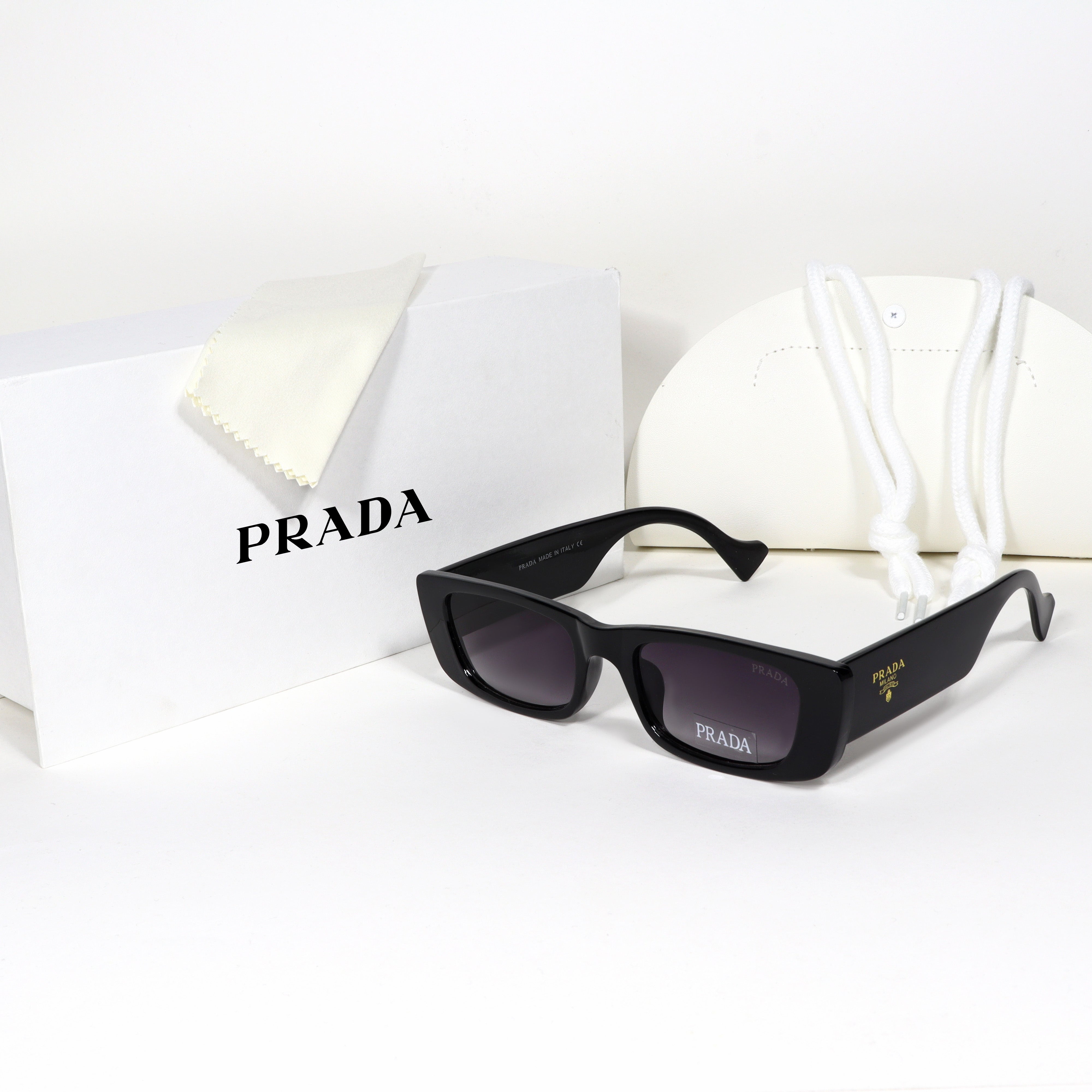 Prada - PD12